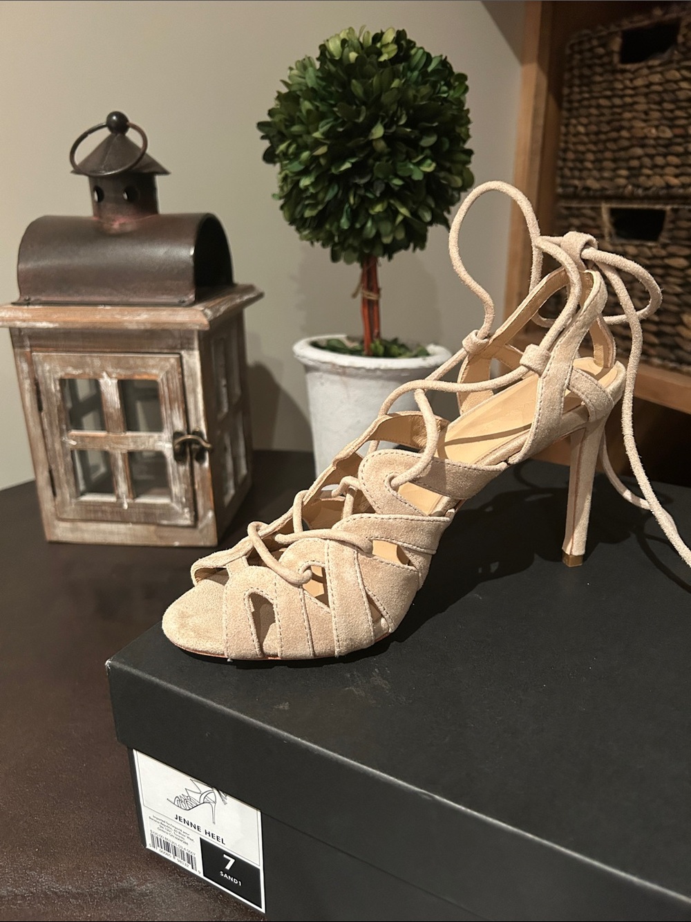 Banana Republic Suede Heels - size 7